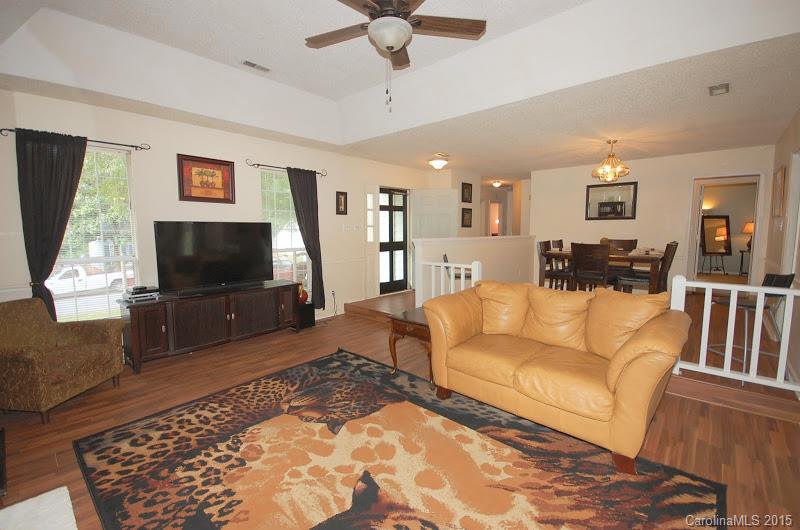 Olde Whitehall - Residential