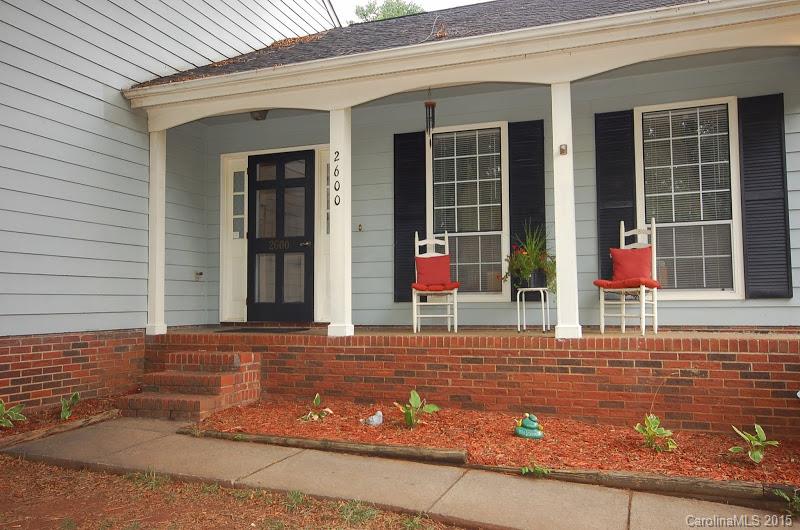 Olde Whitehall - Residential