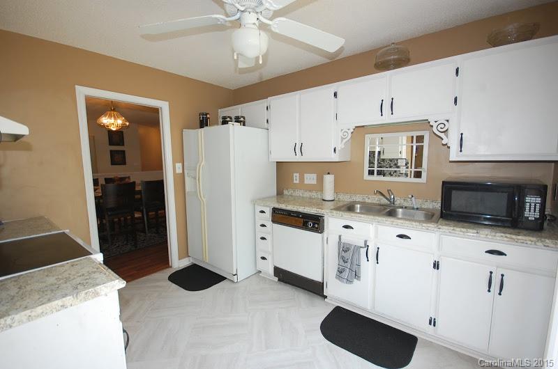 Olde Whitehall - Residential