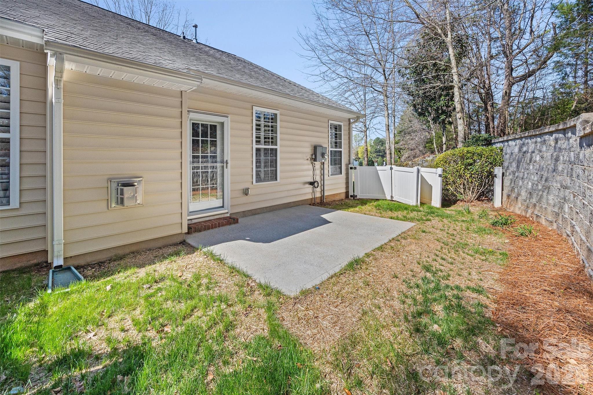 Four Seasons At Gold Hill - Residential