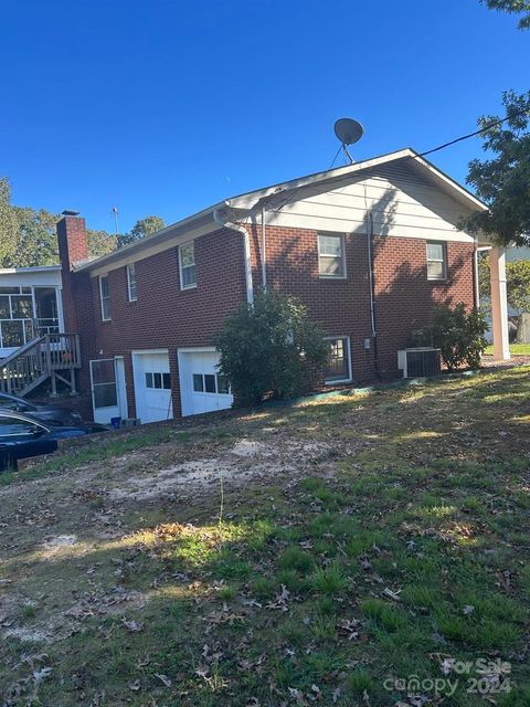 A home in Mills River