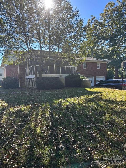 A home in Mills River