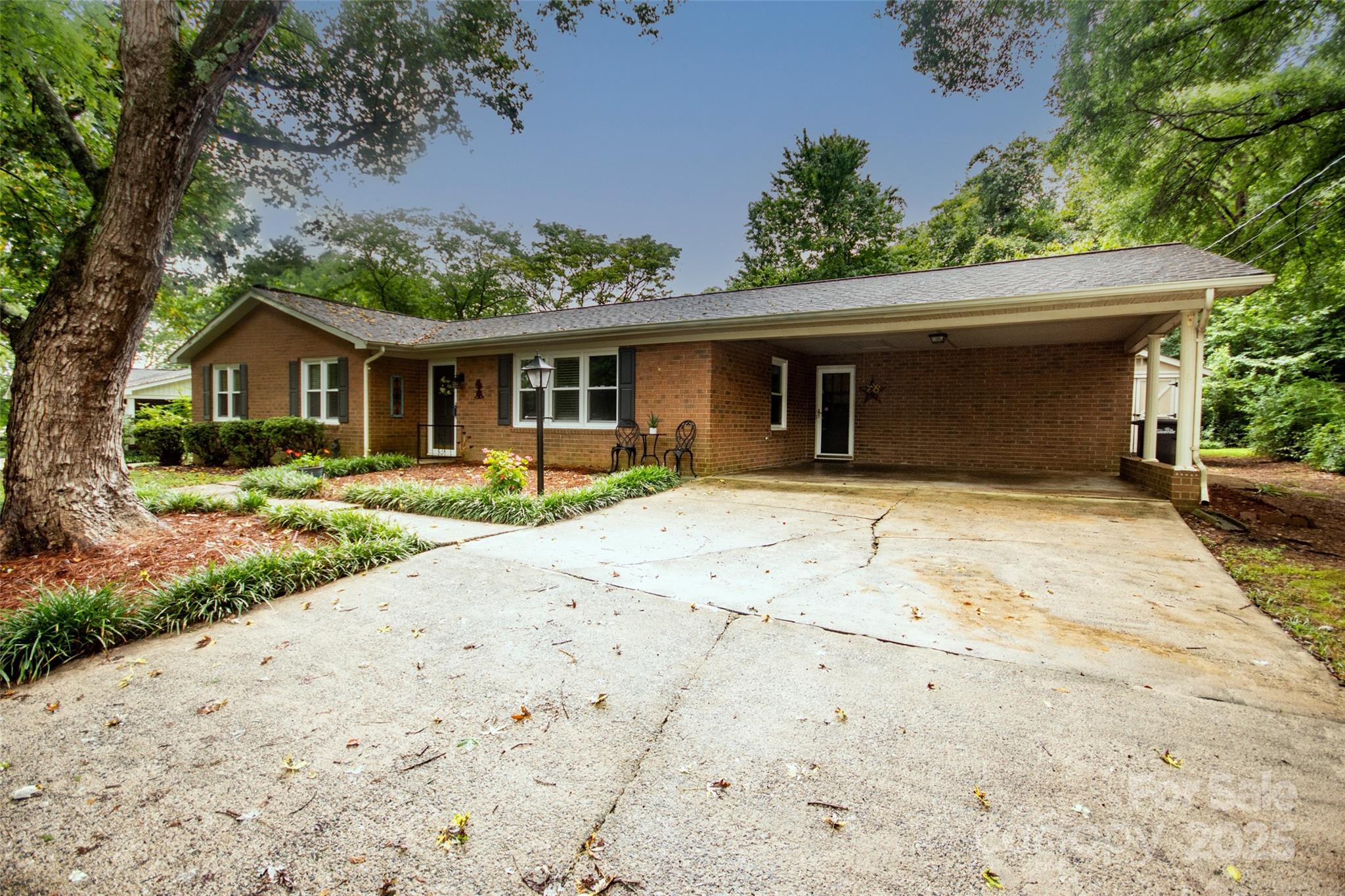 320 S Toria Drive