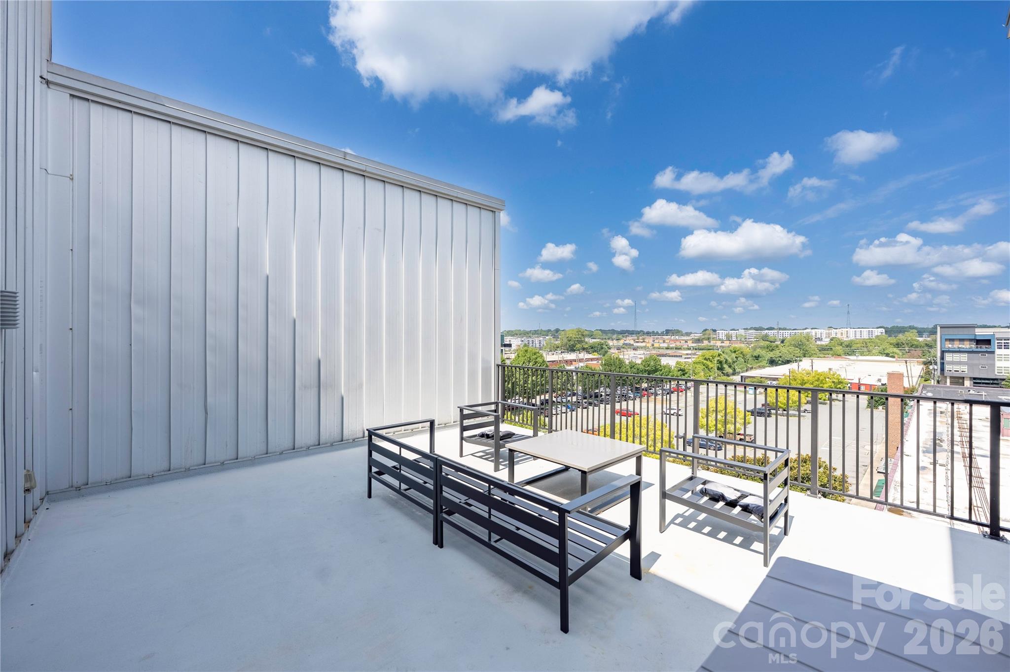 28th Row - Residential