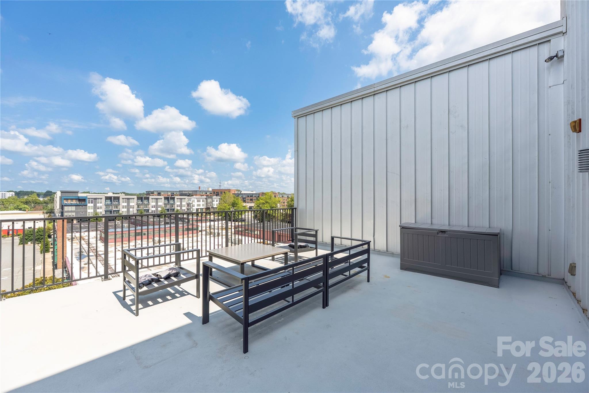 28th Row - Residential