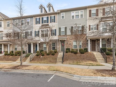 9533 Ainslie Downs Street Charlotte NC 28273