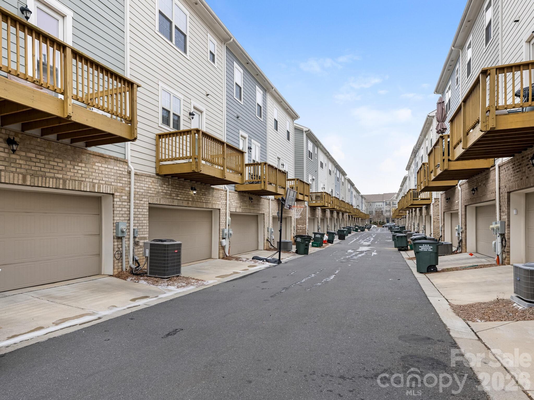 Hadley at Arrowood Station - Residential