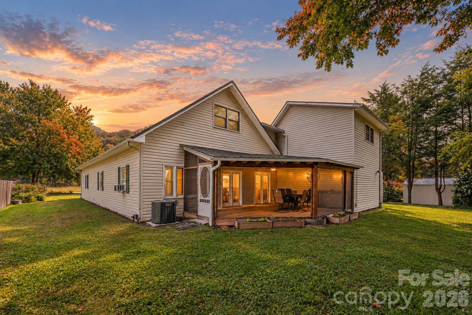 1075 Moody Farm Road