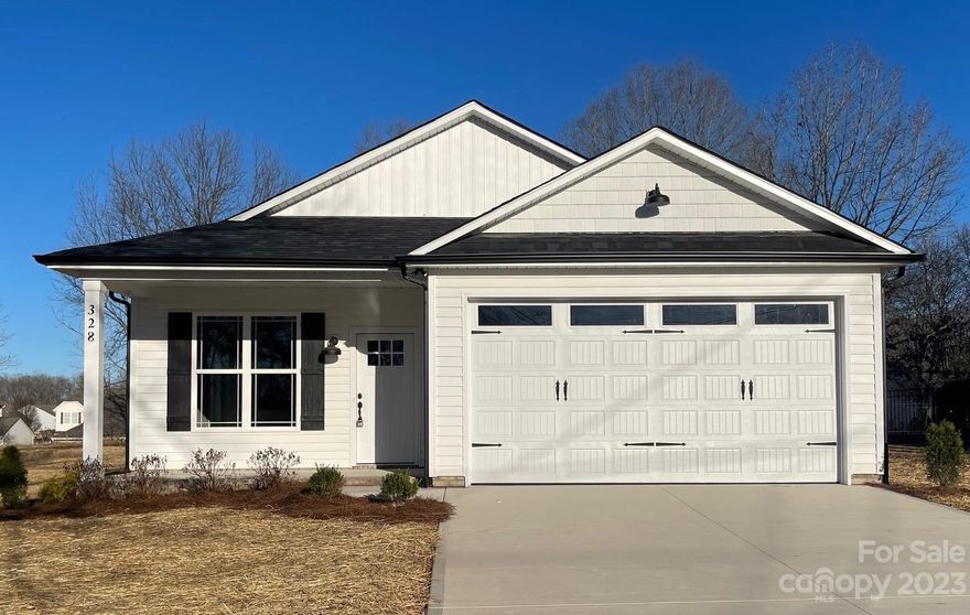 New Construction! This is a beautiful home with an open floor plan. Double garage with drop zone located just inside the entrance from the garage. Large primary bedroom with gorgeous tiled shower and double vanity with granite countertops. Coffered ceiling in the primary bedroom. Granite countertops in the kitchen and bathrooms. 
Covered front and back porches with 10 x 10 patio.