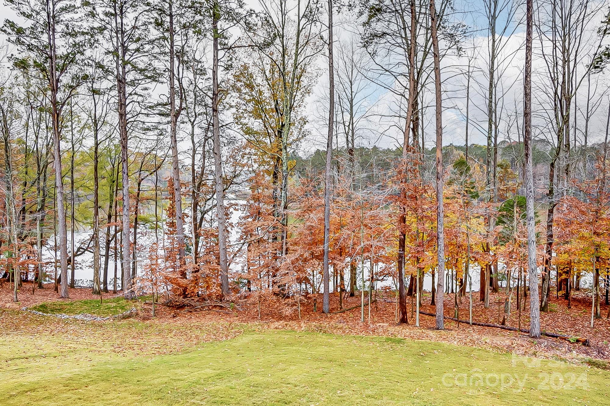 Falls Cove at Lake Norman - Residential