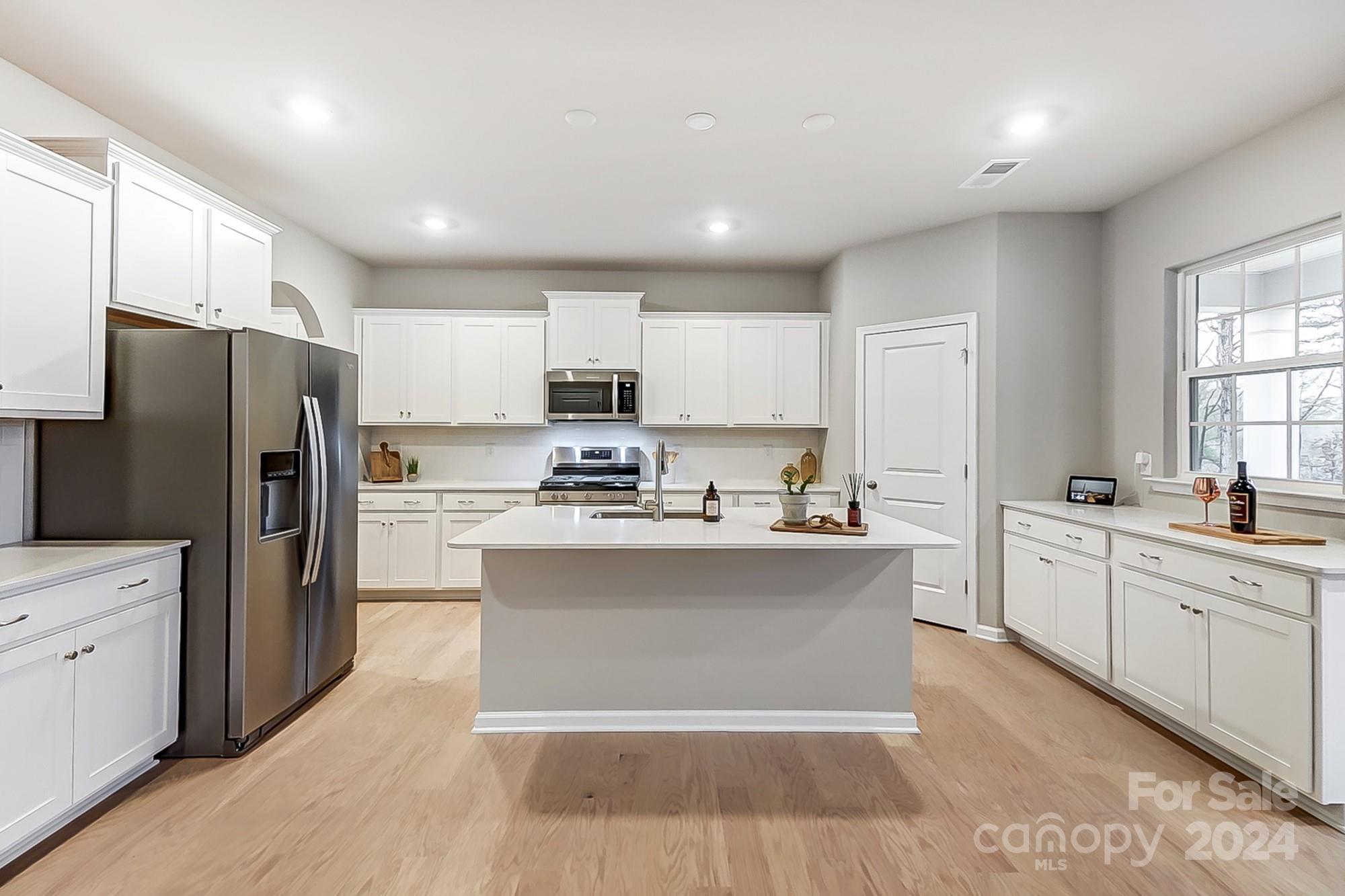 Falls Cove at Lake Norman - Residential