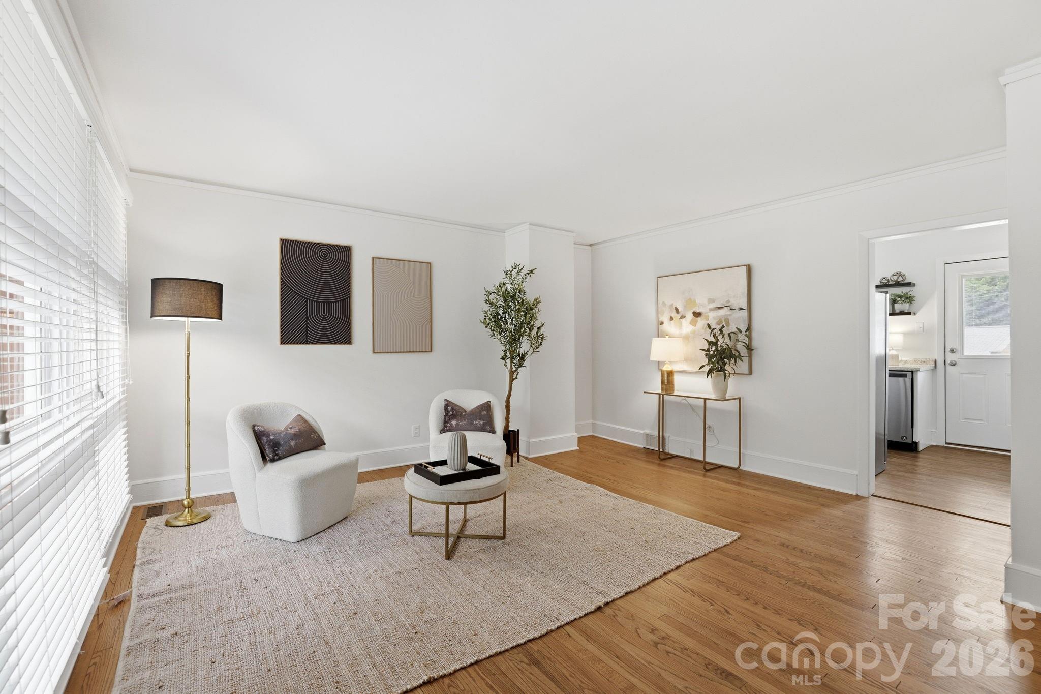 4500 Woodlark Lane