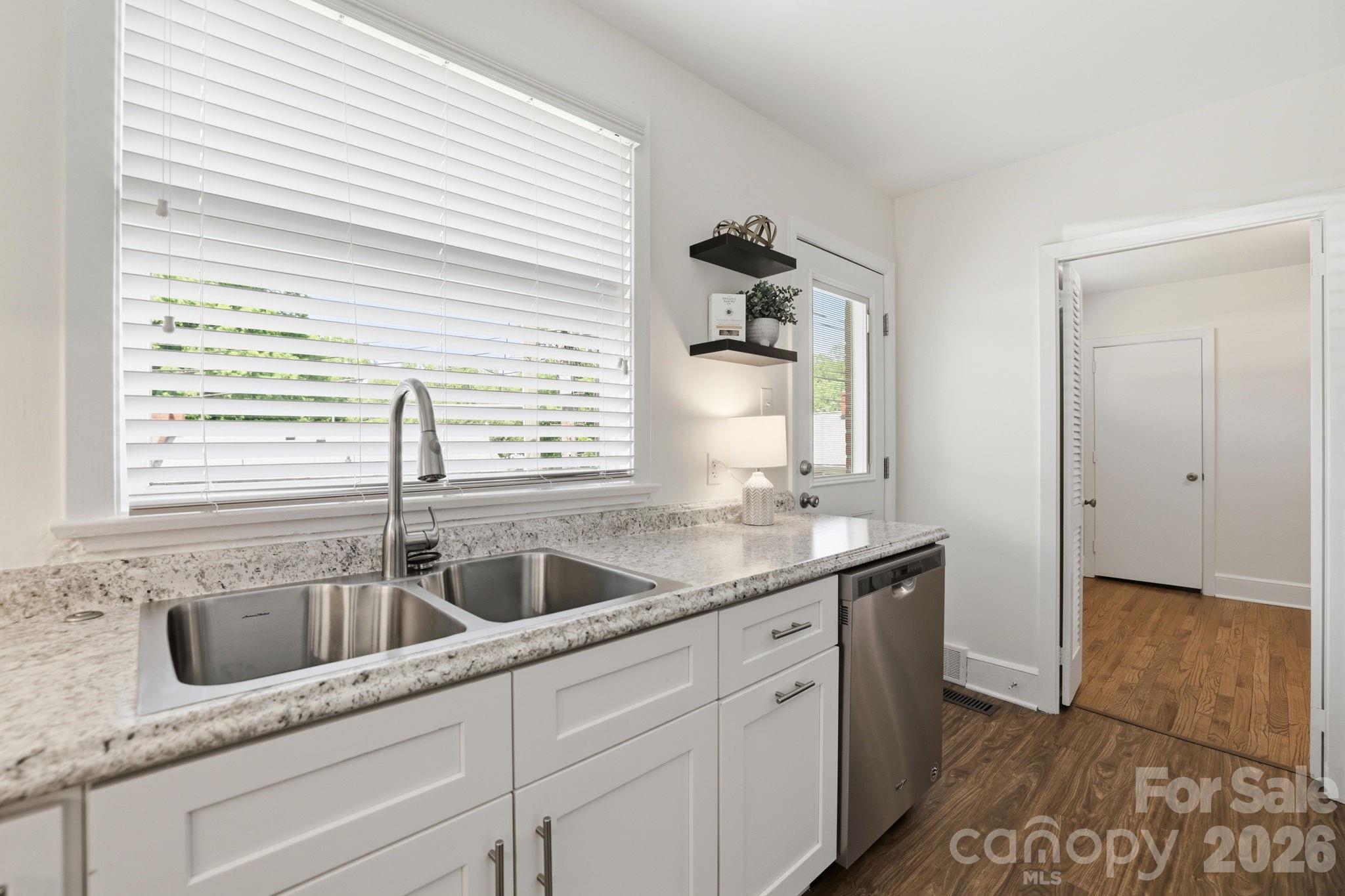 4500 Woodlark Lane