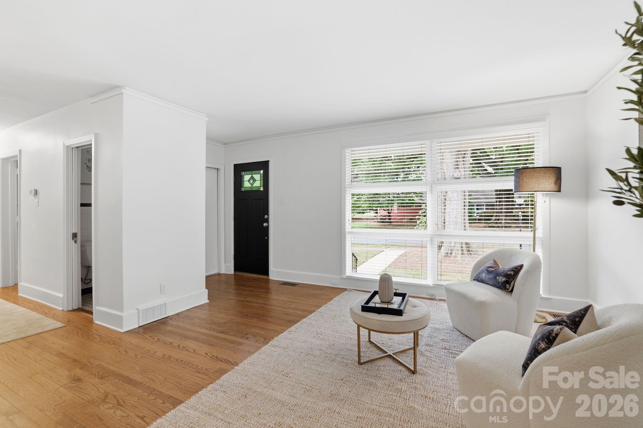 4500 Woodlark Lane