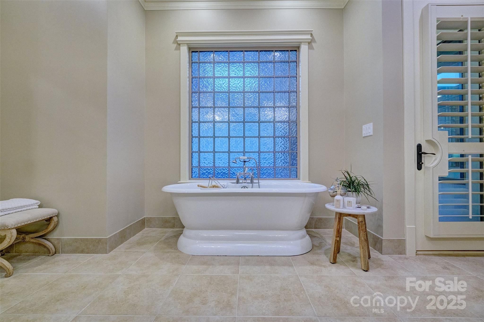 The Palisades - Residential