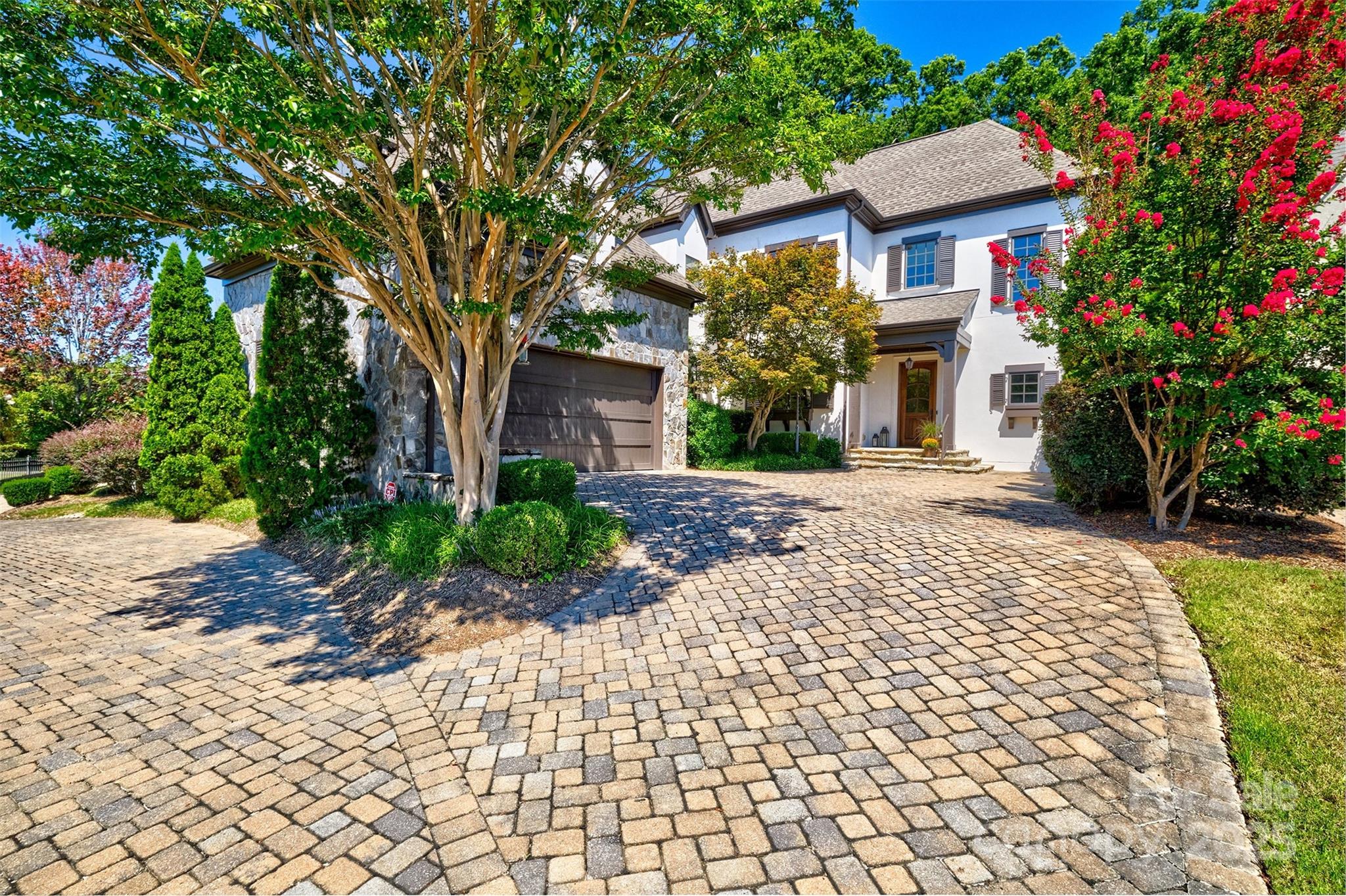 The Palisades - Residential