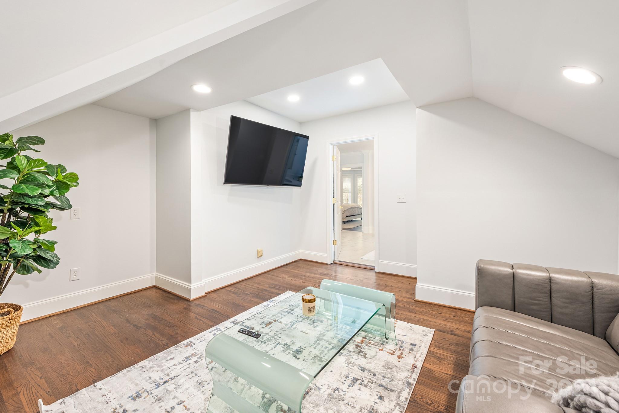 Giverny - Residential