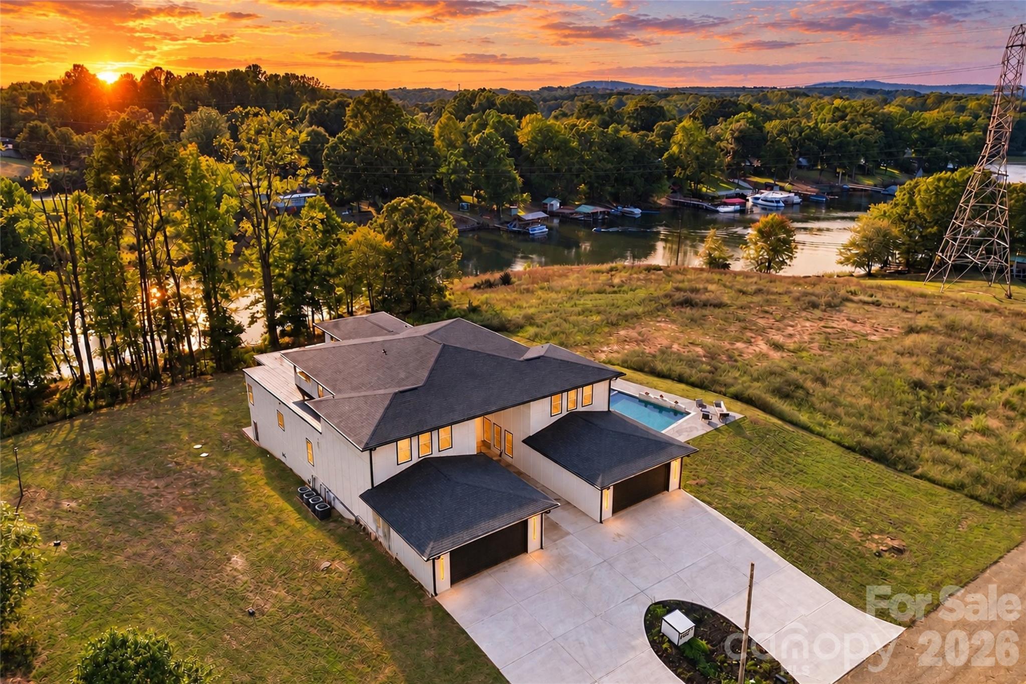 4987 Wildlife Lane
