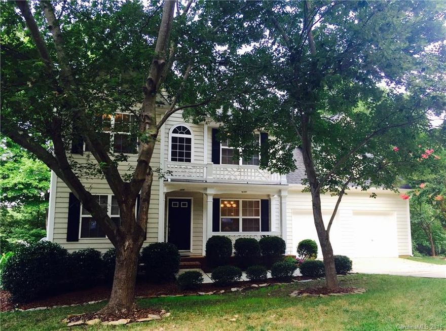 Wonderful Home with seasonal water view of Lake Wylie! This beautiful home offers Pre-Finished Hardwood Floors, formal living & dining, 2 story Den with Fireplace, open floor plan, awesome screened in porch, HUGE master bedroom with sitting area large enough to convert to 4th bedroom, large master bath with dual vanity, garden tub & separate shower. HOA offers a boat dock and day slip. In very close proximity to Lake Wiley, Charlotte Airport, and the New Charlotte Premium Outlets!