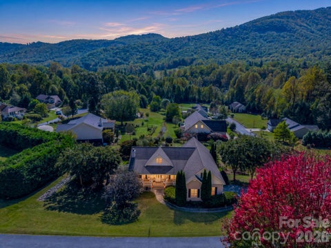 Photo of 215 N Crab Meadow Drive, Hendersonville, NC 28739 (MLS # 4434127)
