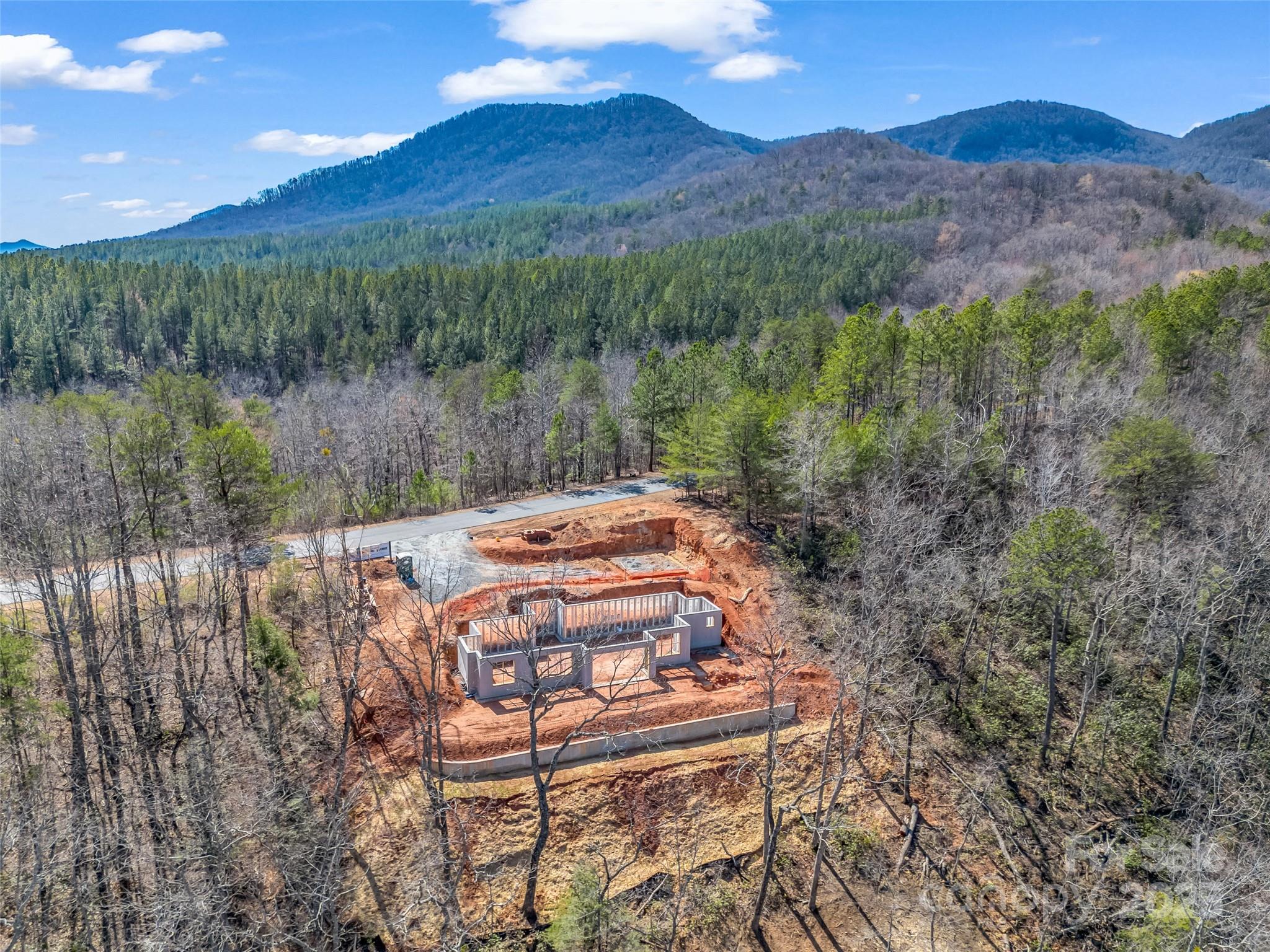 2015 Deep Gap Farm Road W