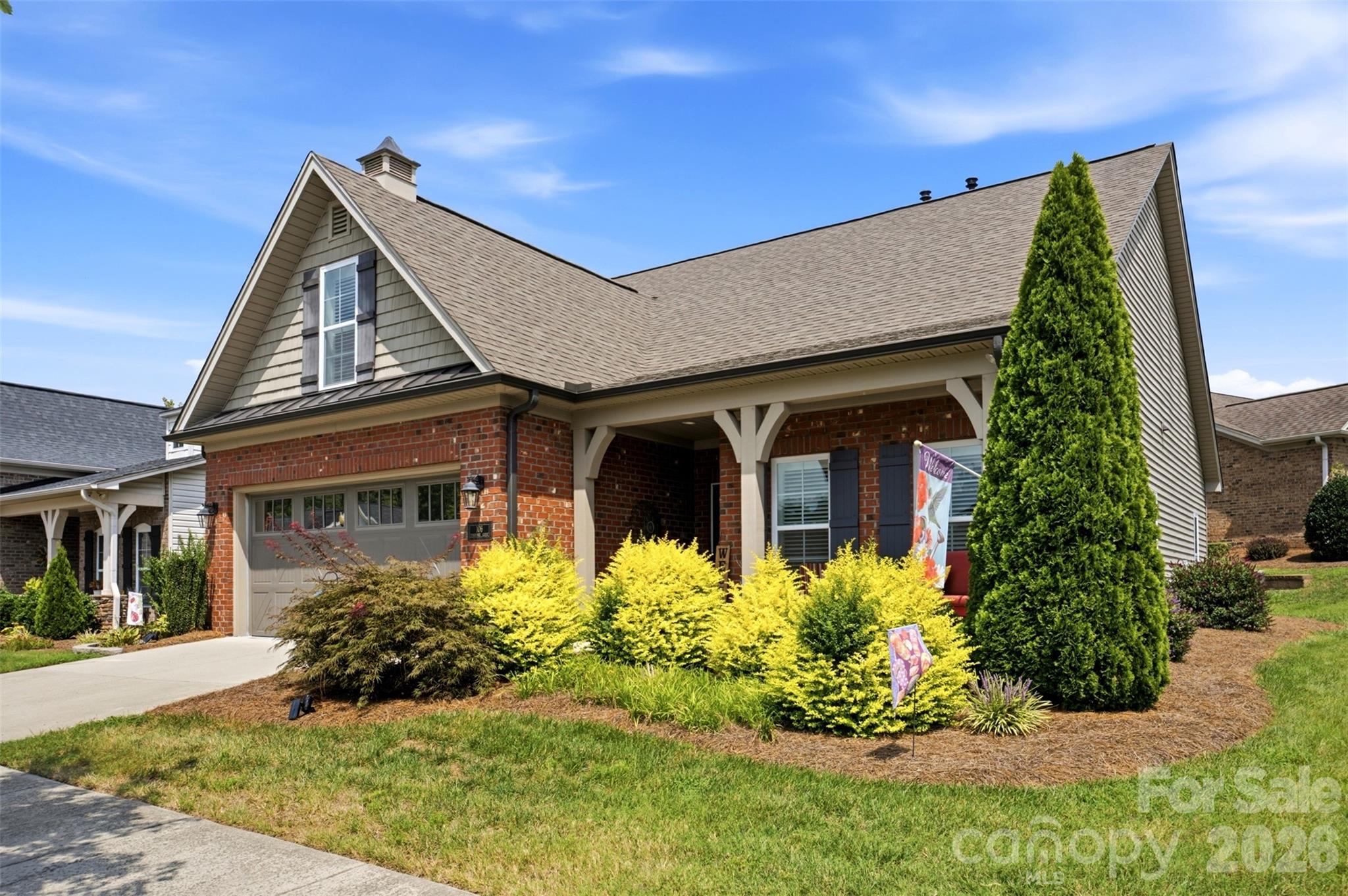 106 Turnberry Court