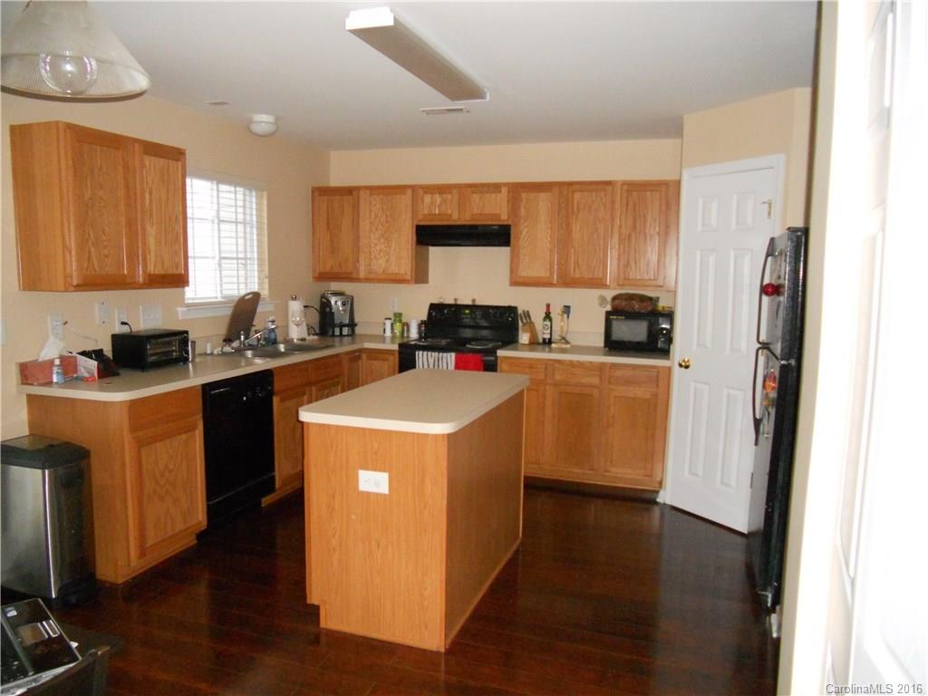 Oakhurst - Residential Lease