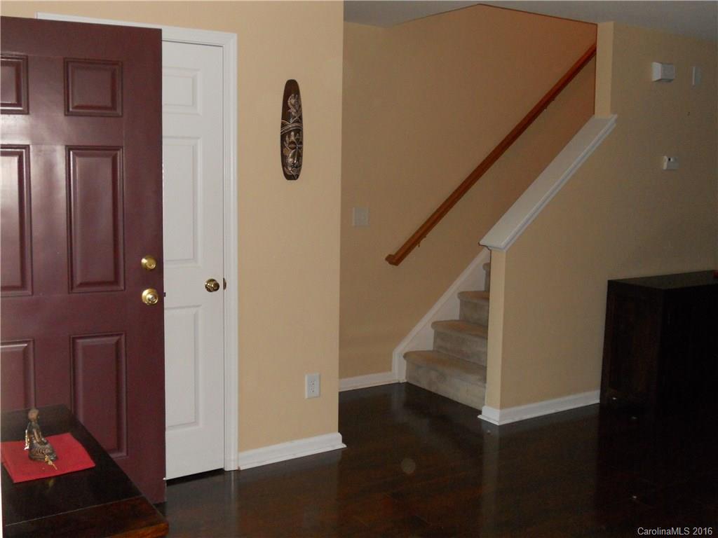 Oakhurst - Residential Lease