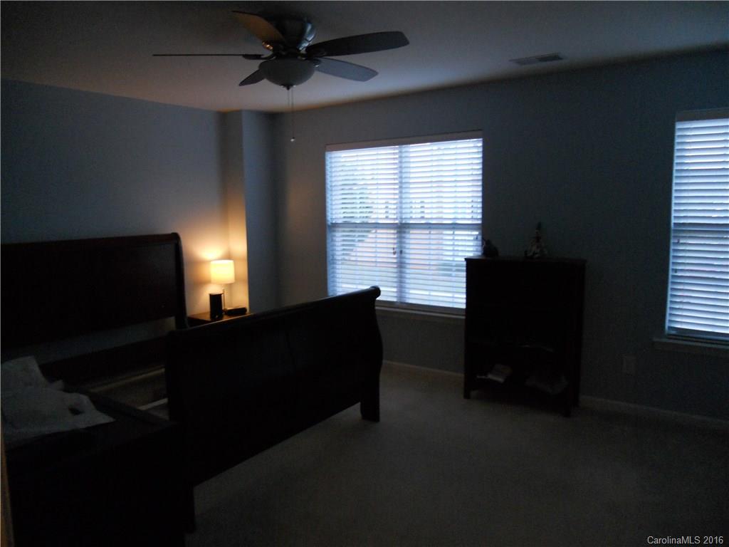 Oakhurst - Residential Lease