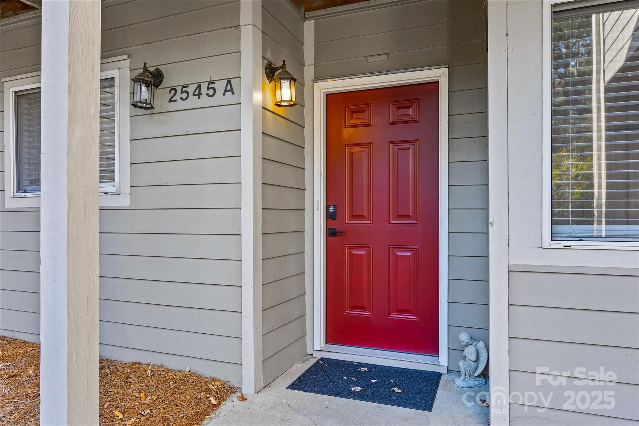 2545 Stockbridge Drive