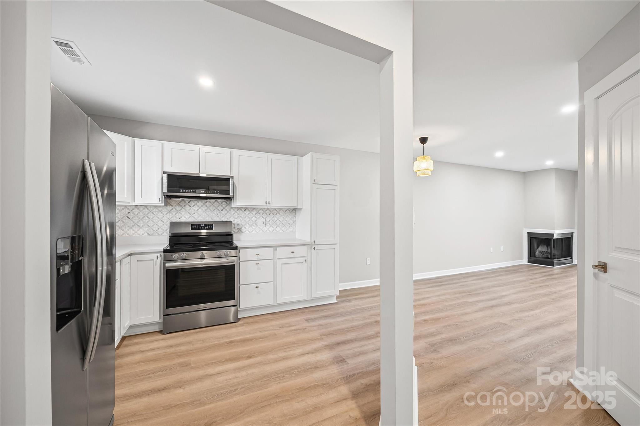 2545 Stockbridge Drive