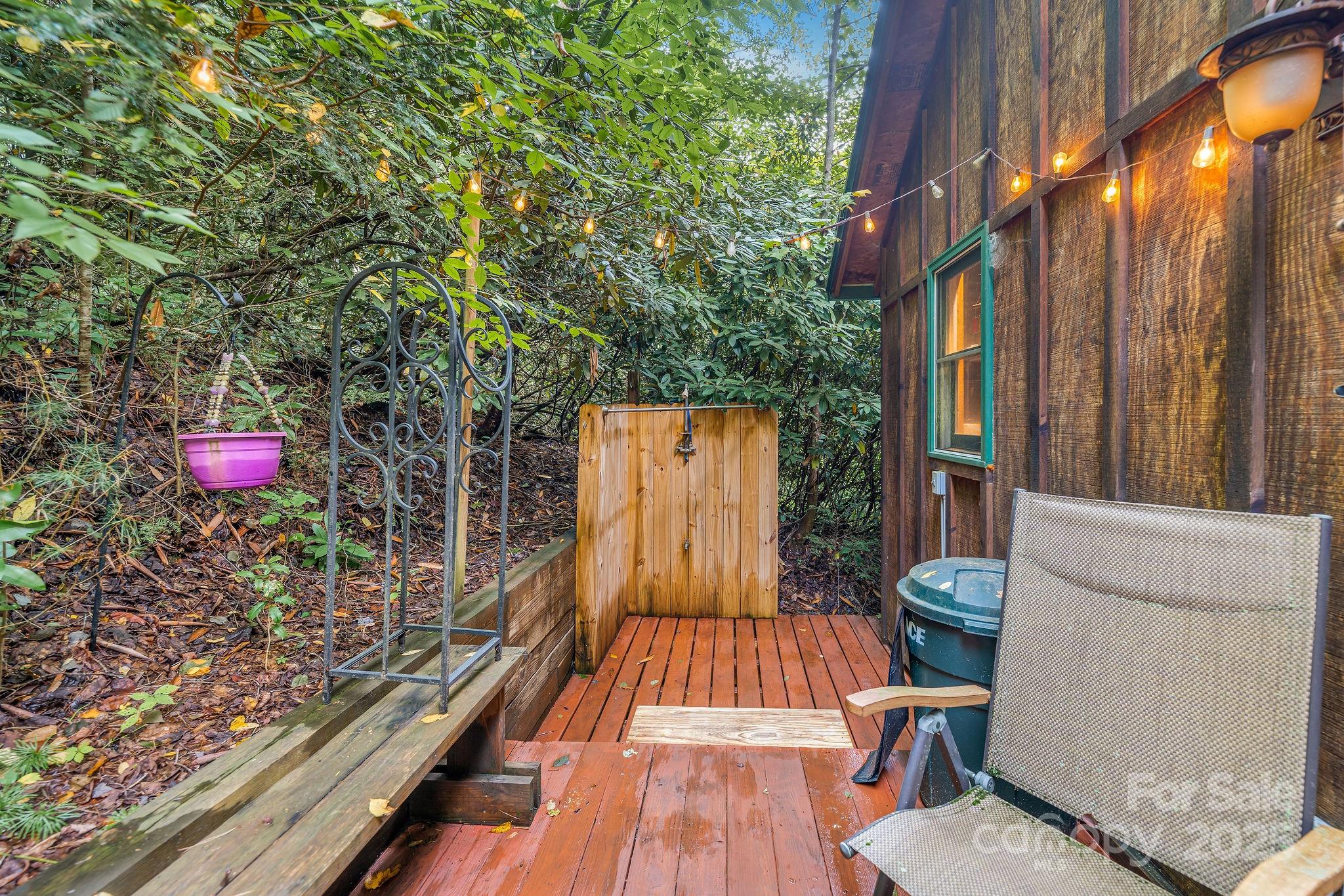 Laurel River Crossing - Land