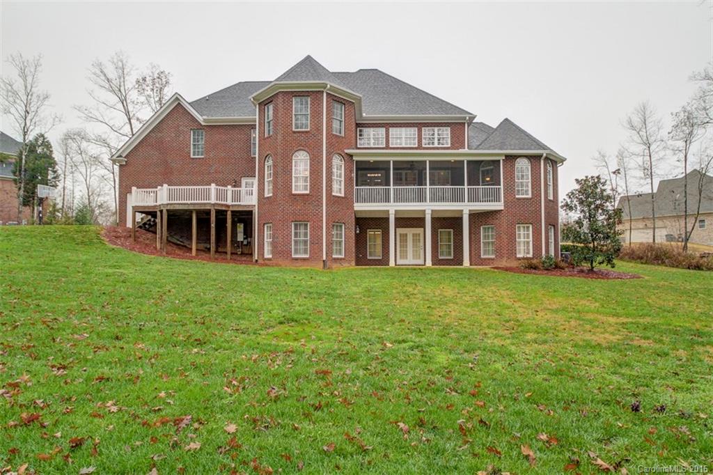 Whispering Winds - Residential