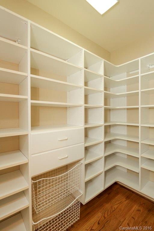 Whispering Winds - Residential