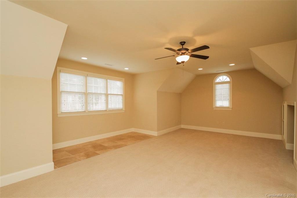 Whispering Winds - Residential