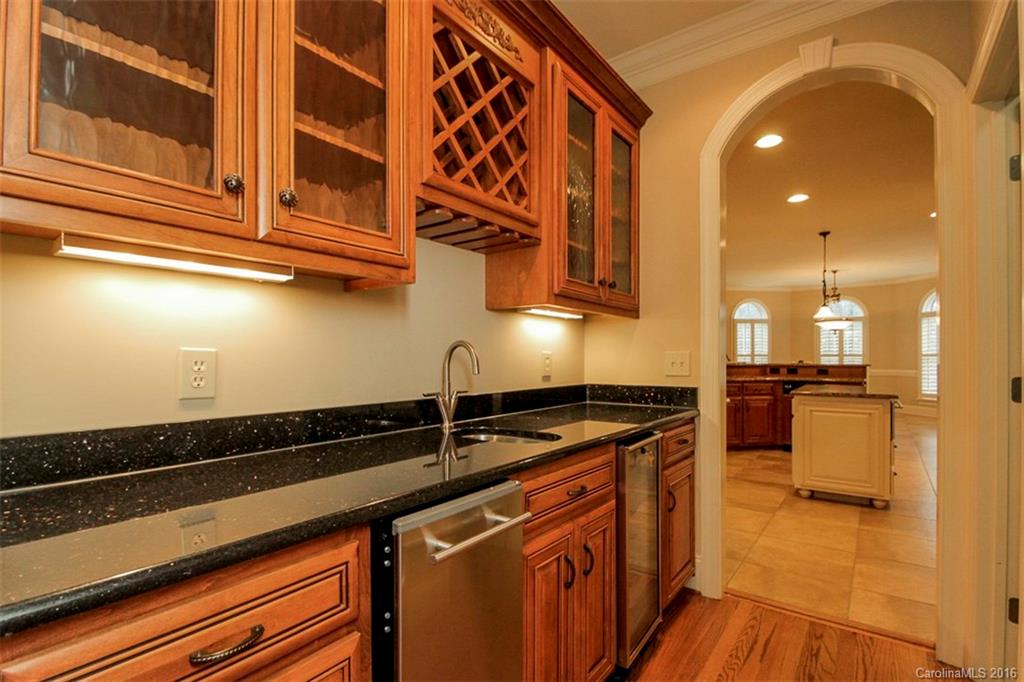 Whispering Winds - Residential