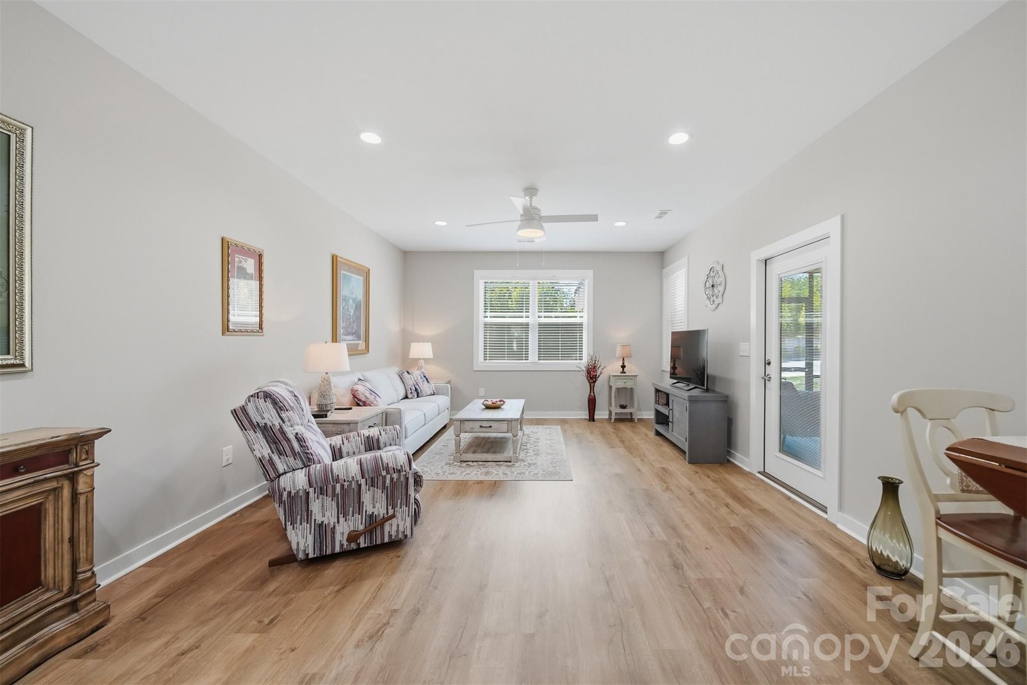 1520 28th Street Lane SE