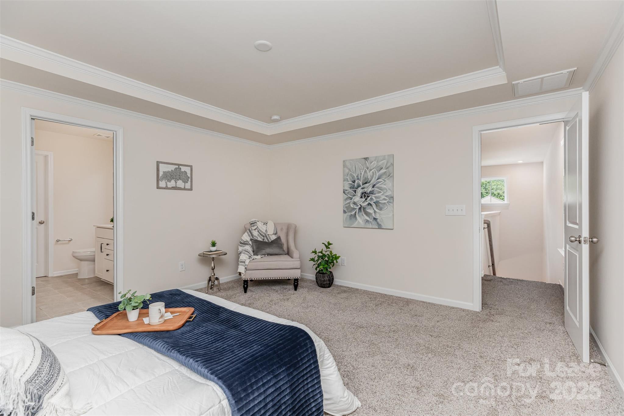 Charlotte, North Carolina 28210, United States, 4 Bedrooms Bedrooms, ,3 BathroomsBathrooms,Residential,Active,153619