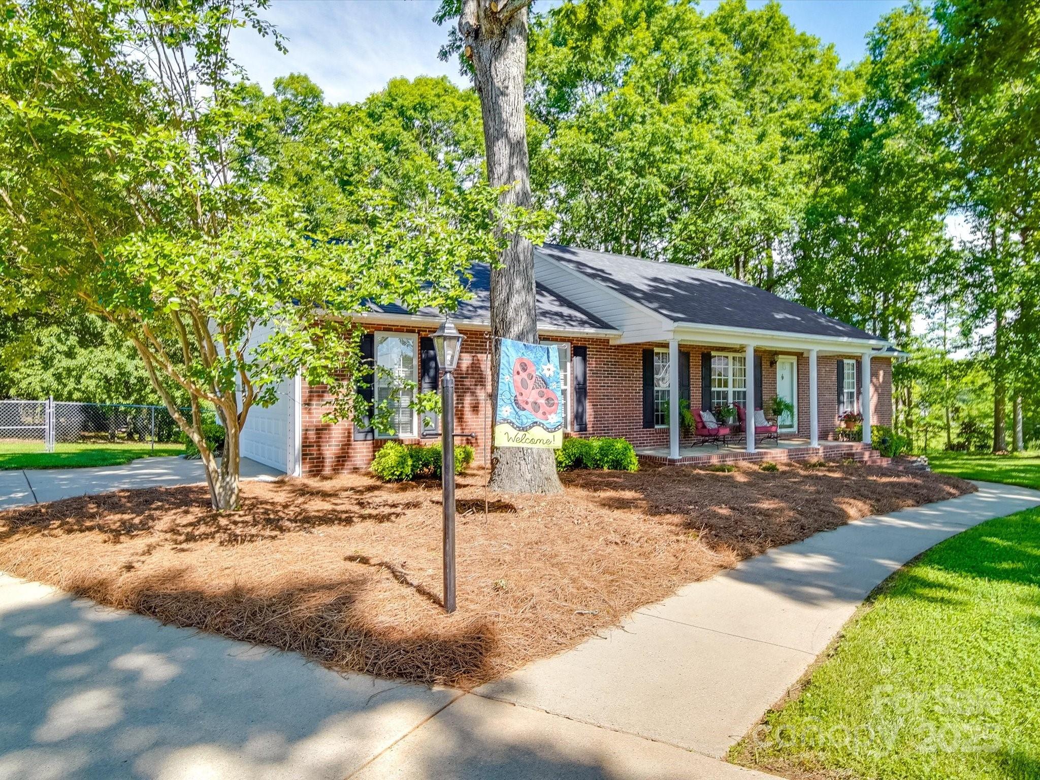 135 Henry Putnam Drive