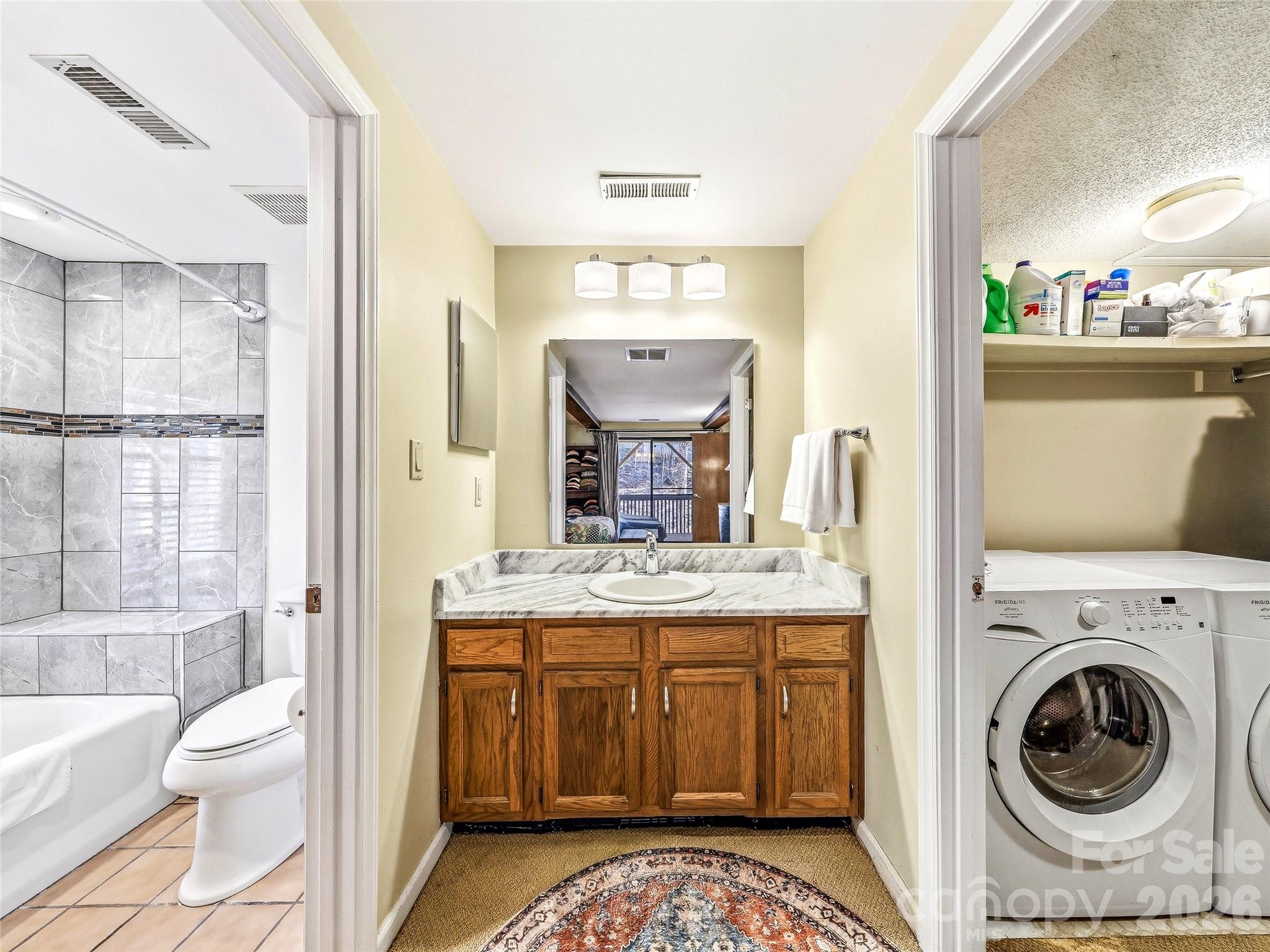 Cedarwood Estates - Residential