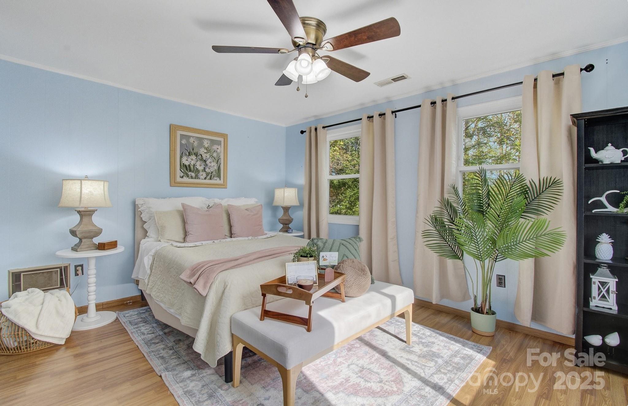 152 Forest Hill Circle