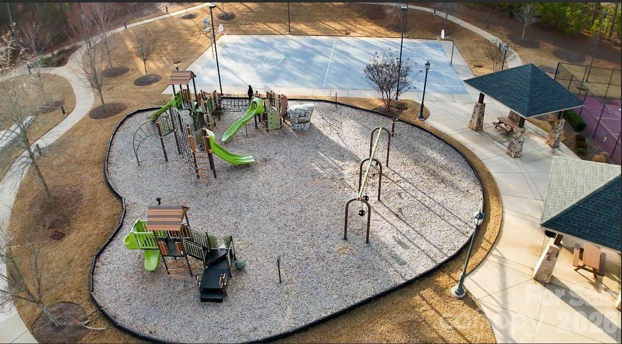 Riverchase Estates - Residential