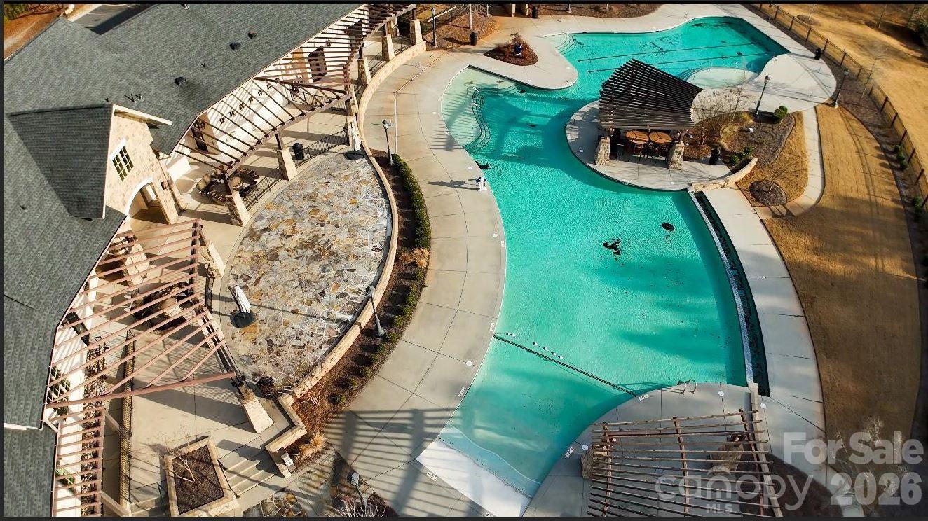 Riverchase Estates - Residential