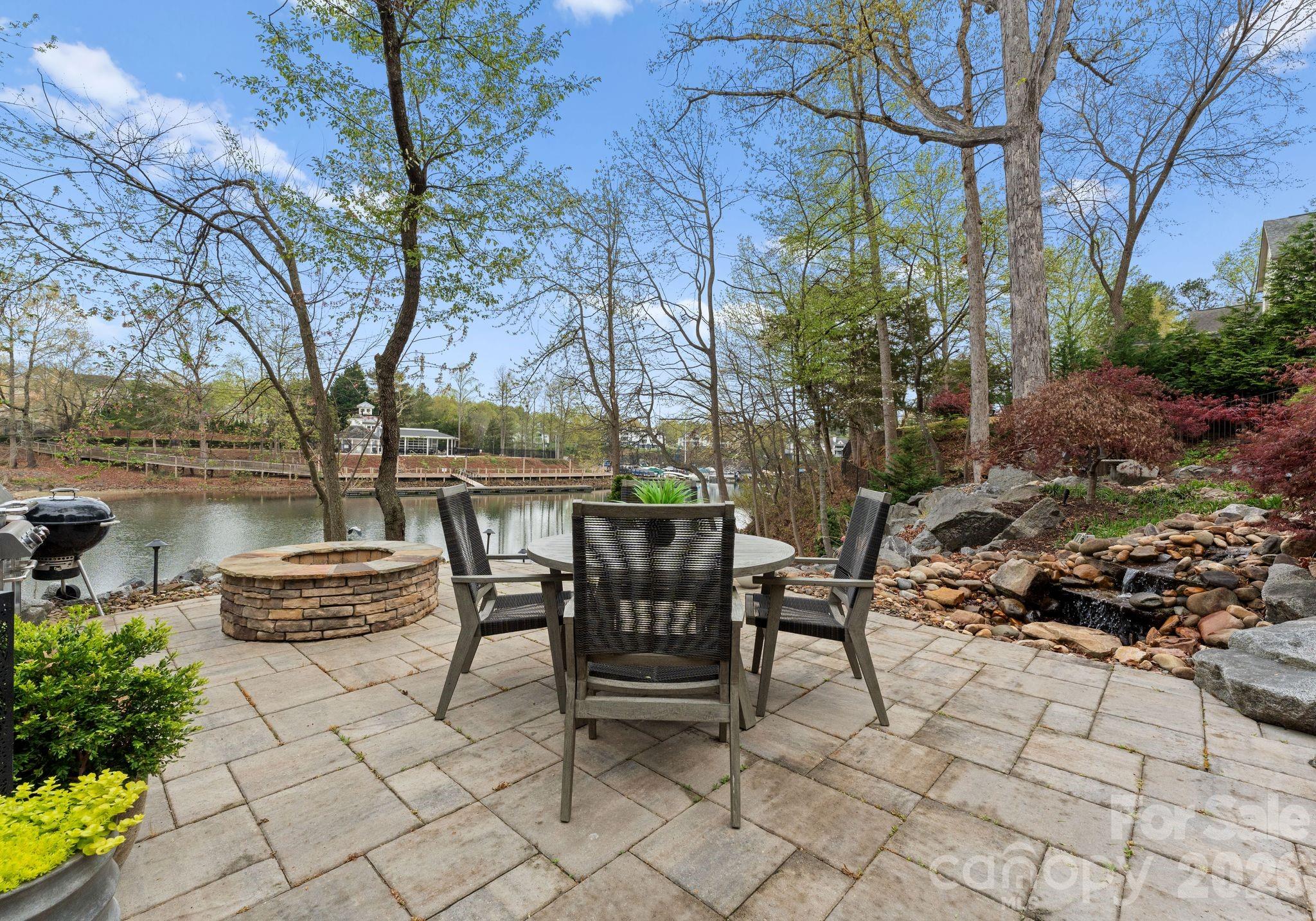 Captains Point - Residential