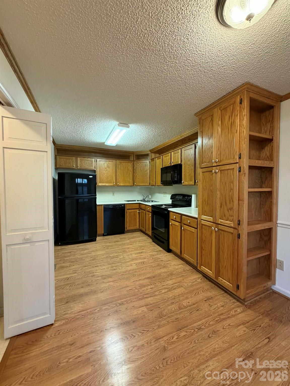 Unknown - Residential Lease