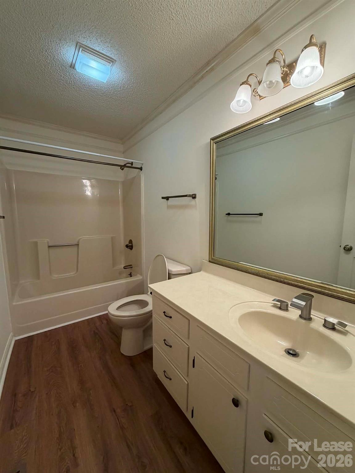 Unknown - Residential Lease