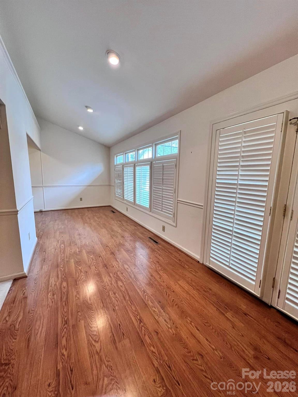 Unknown - Residential Lease