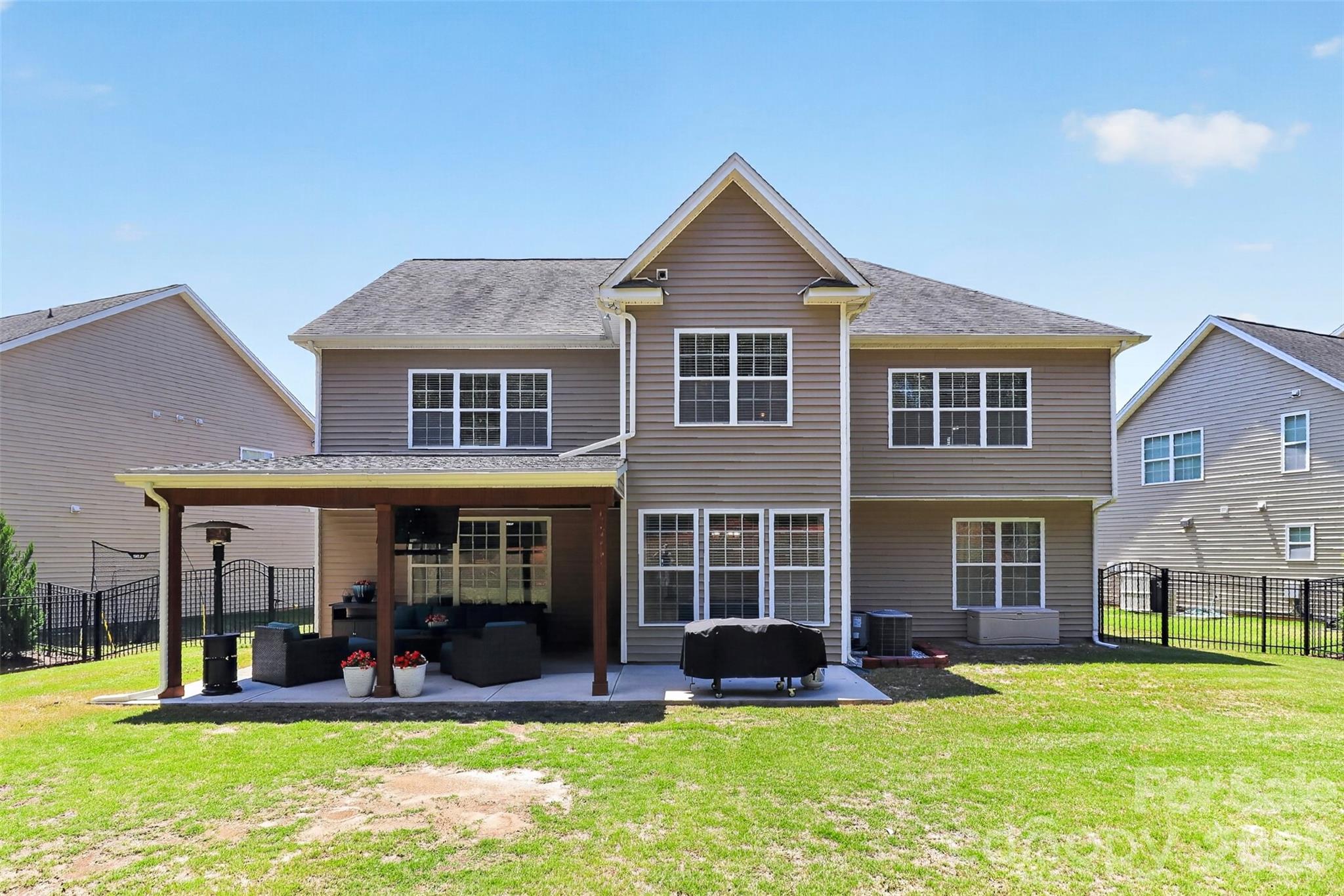Lake Ridge - Residential