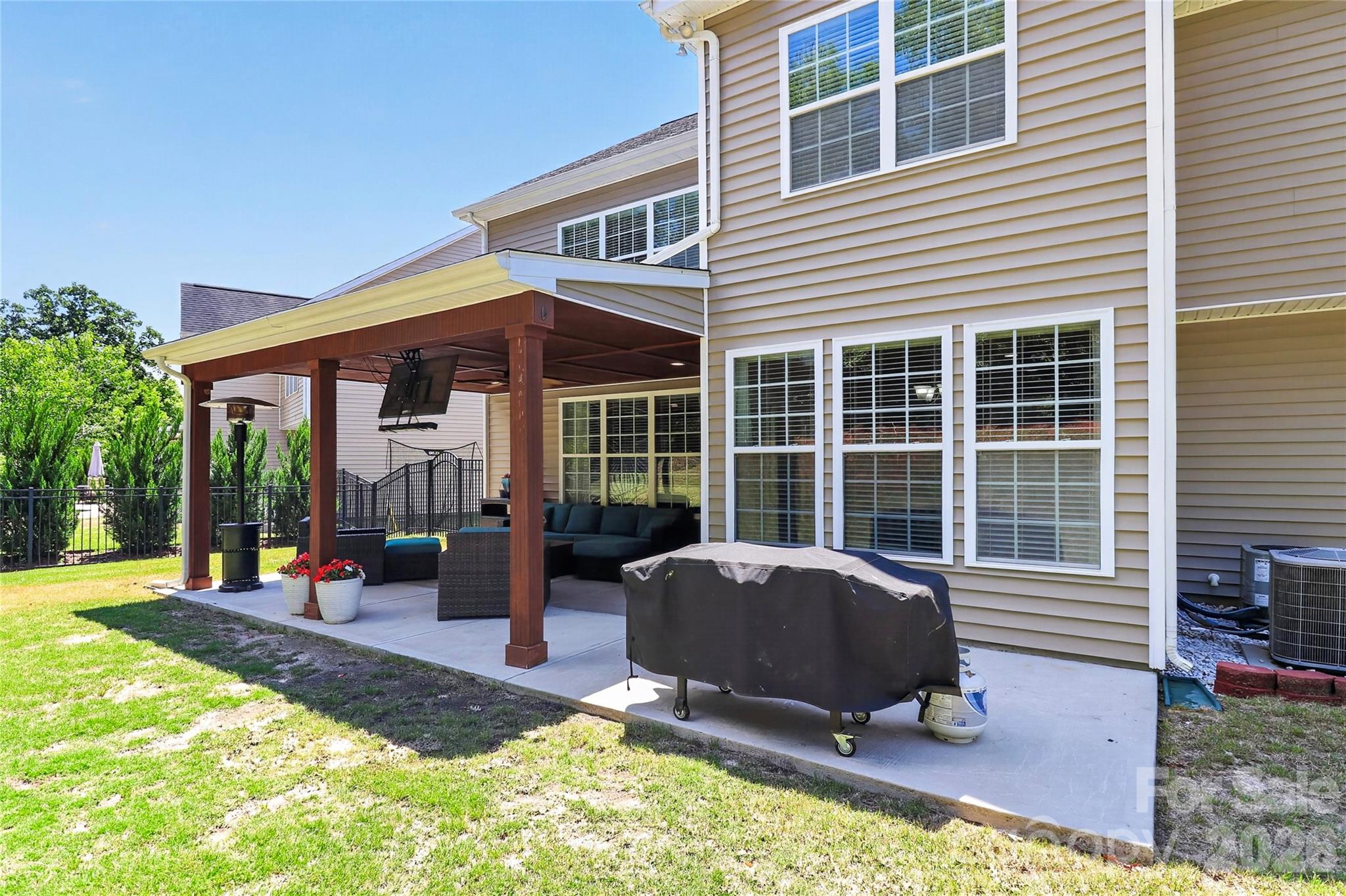 Lake Ridge - Residential