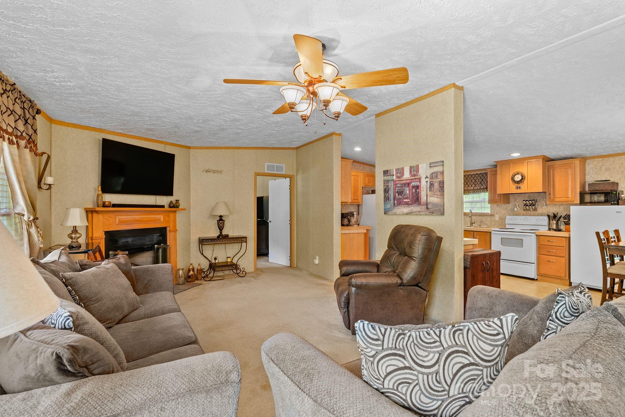 17 Serenity Creek Drive